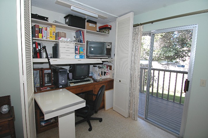 Conquer the world from this Internet Command Center...