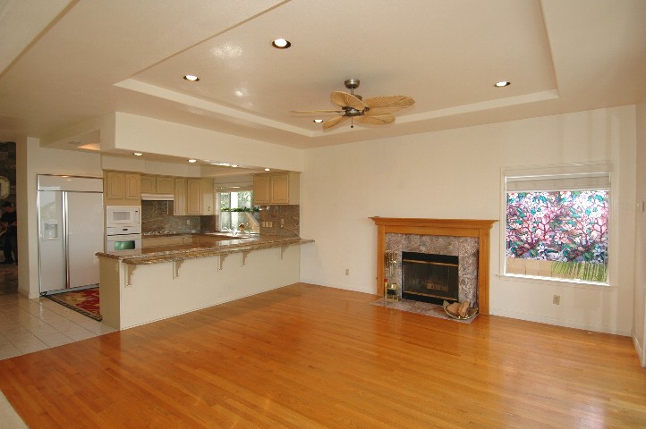 Acres of Granite and a Fireside Breakfast Bar of Dreams...