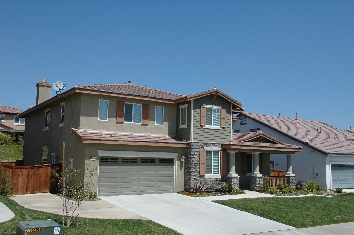 Murrieta Home for sale... Better than new...