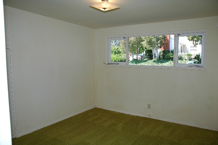 Spacious and bright Bedroom 3