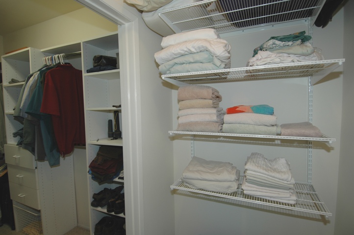 Wonderful Huge Walk in closet