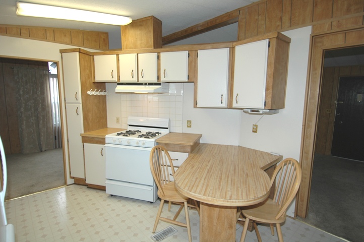 San Marcos Mobile Home Kitchen