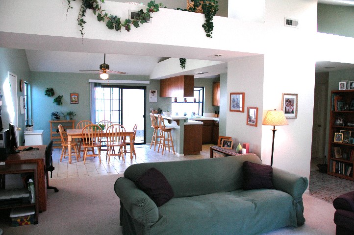 Dramatic Decorator Ceiling Features